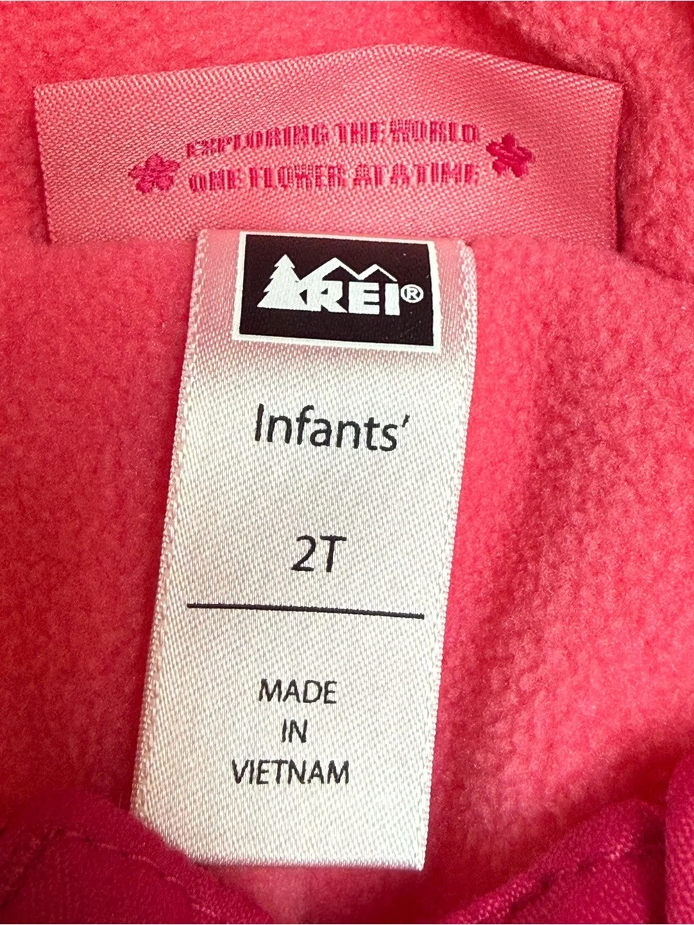 REI Toddler Snowsuit Insulated Pink Double Zip Opening Side Pockets Size 2T